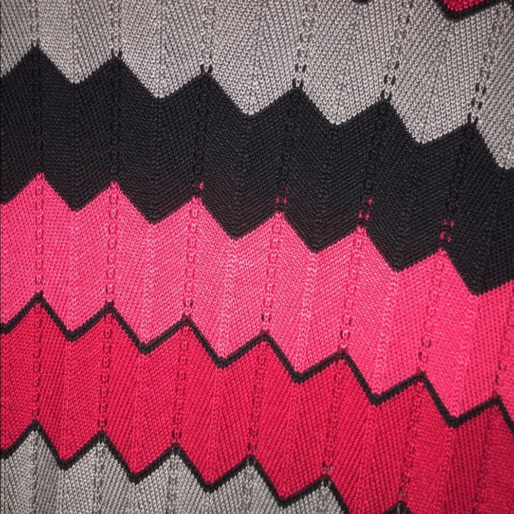 Dress - Picture 3 of 5